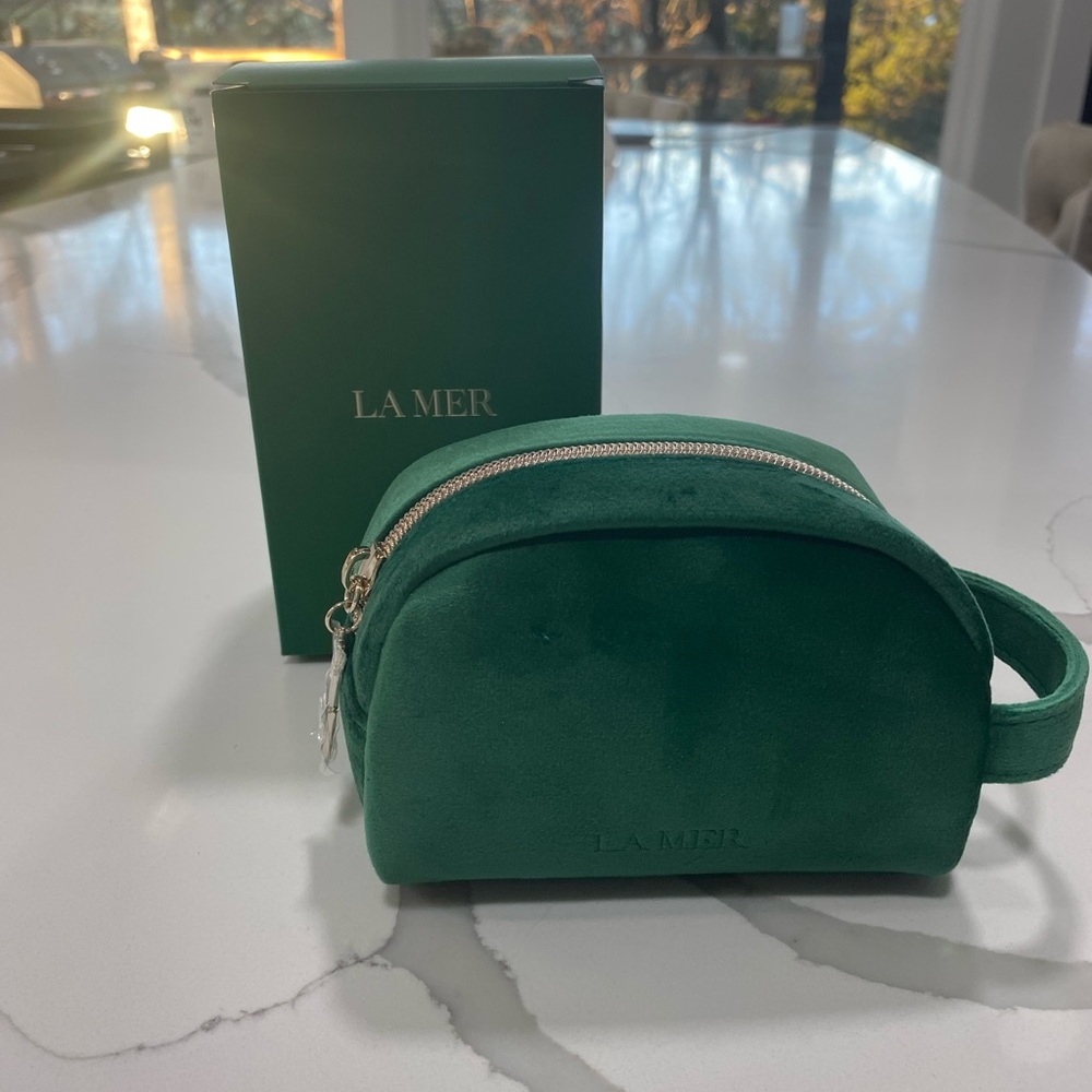 La Mer Green Cosmetic Bag